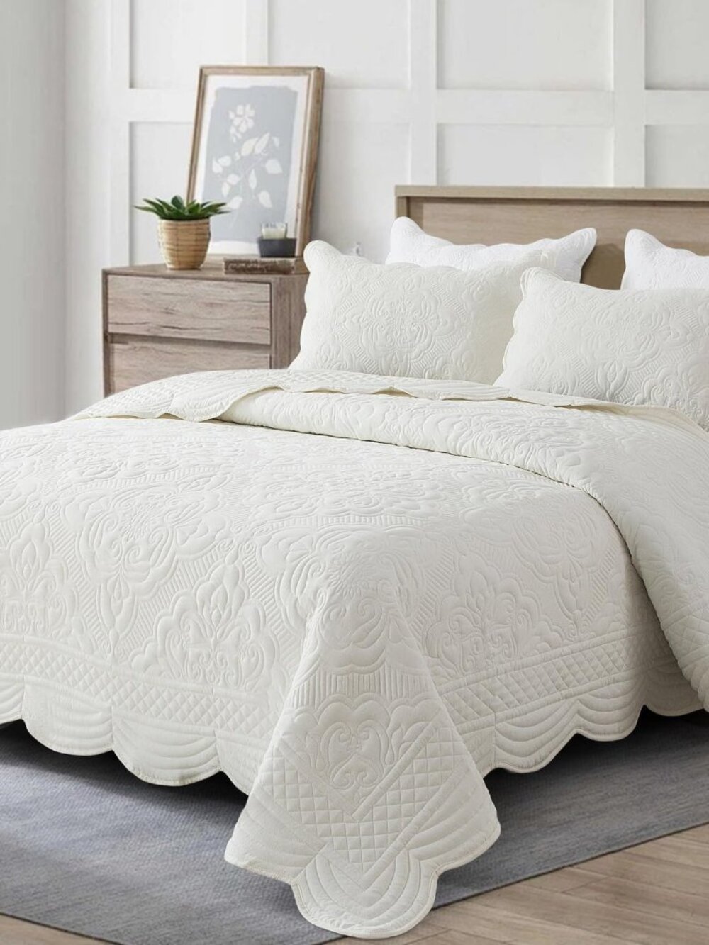 Embroidered Quilt Set King Size - 3 Pieces, Washed Lightweight Coverlet with Sca - Picture 2 of 6